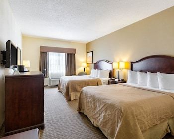 Hotel Quality Inn & Suites