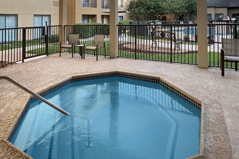 Hotel Courtyard By Marriott Houston Westchase