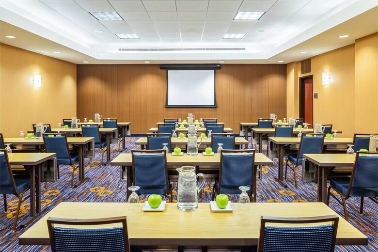 Hotel Courtyard By Marriott Houston By The Galleria