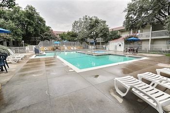 Hotel Motel 6 Dallas Addison