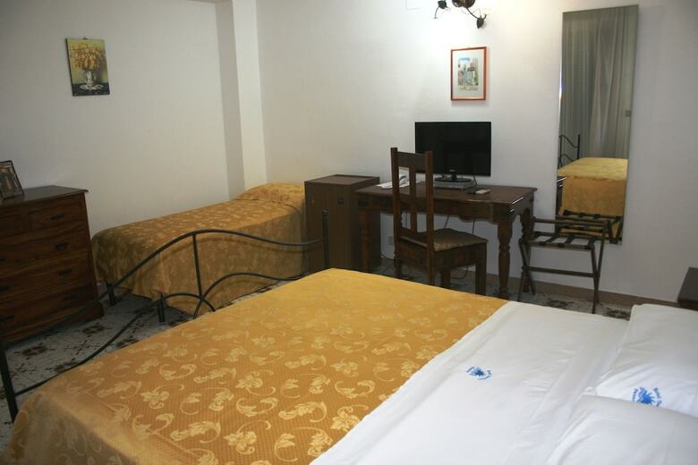 Hotel Tesoriero