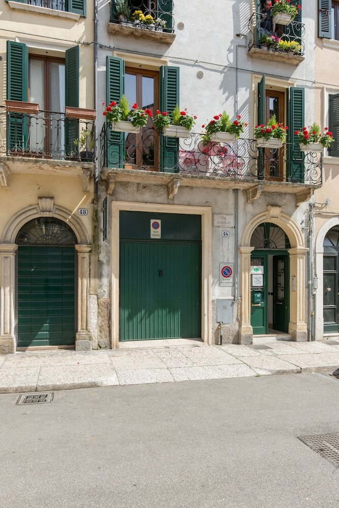 Bed & Breakfast Veronetta House