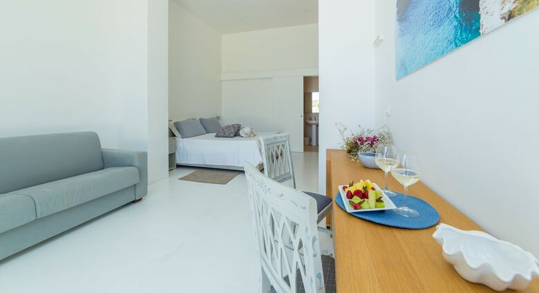 La Roccia Hotel