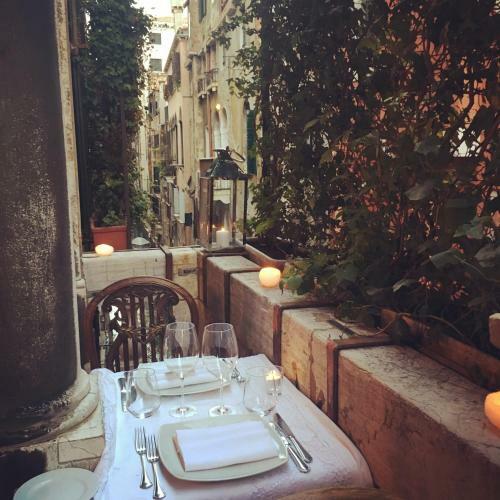 Hostal Palazzetto Pisani Grand Canal