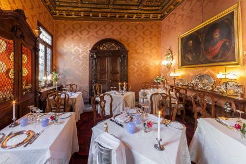 Hostal Palazzetto Pisani Grand Canal