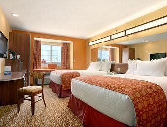 Hotel Microtel Inn & Suites