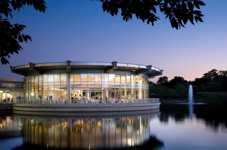 Hotel Doubletree Guests Suites & Conference Center