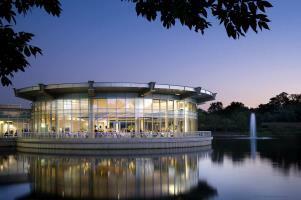 Hotel Doubletree Guests Suites & Conference Center