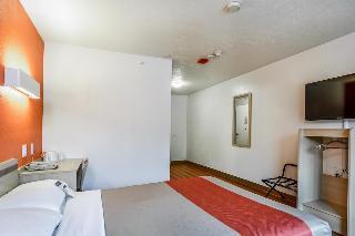 Hotel Motel 6 Boston Framingham