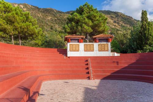 Th Capo Calav� Village