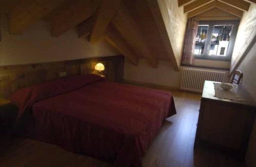 Two-bedroom Apartment In Concei/ledrosee 22659