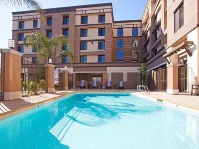 Hotel Holiday Inn Irvine Spectrum