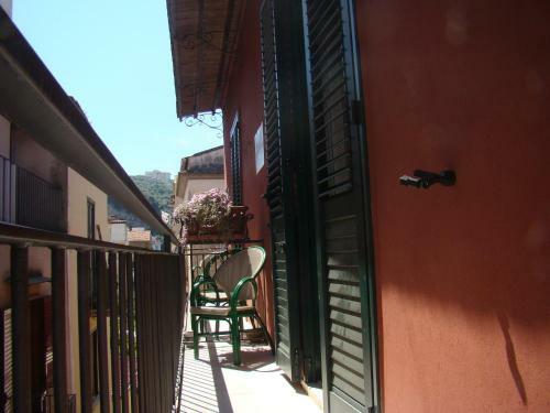 Hostal Sorrento Inn Guesthouse