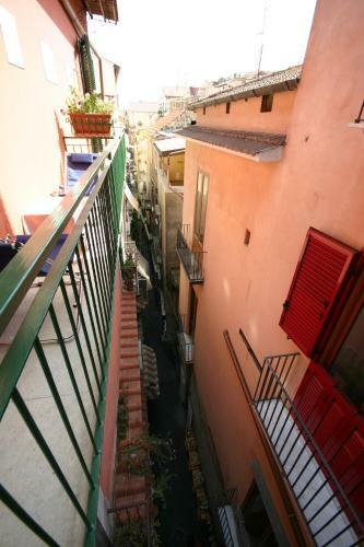 Hostal Sorrento Inn Guesthouse
