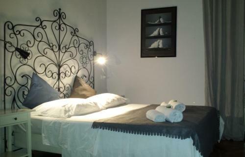 Hostal Villa Borghese Guest House