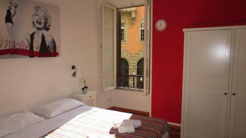 Hostal Villa Borghese Guest House