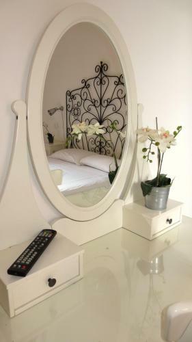 Hostal Villa Borghese Guest House