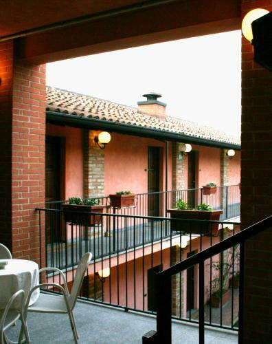 Ca' Bianca Hotel Corte Del Naviglio