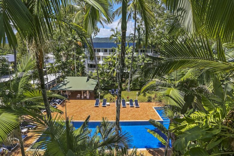 Hotel Agincourt Beachfront Apartments