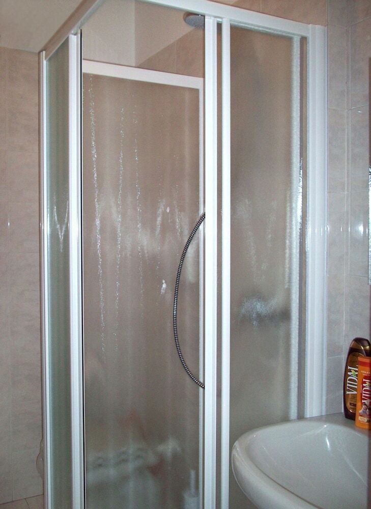 Hostal Apartment Nido Stazione
