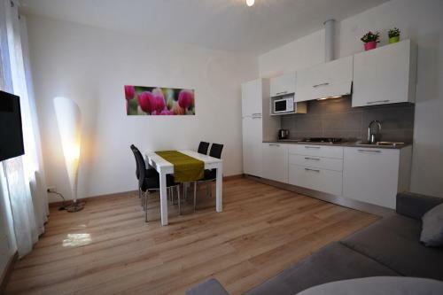 Serenissima Apartments