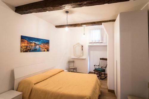 Charming Venice Apartments