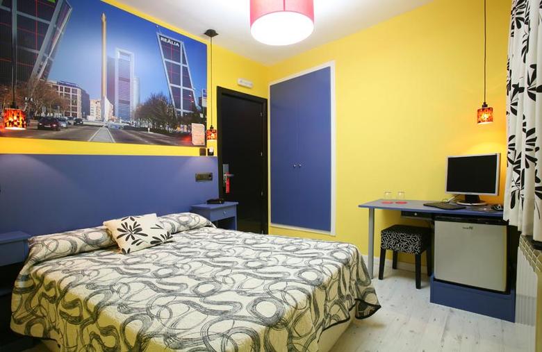 Hotel Jc Rooms Puerta Del Sol