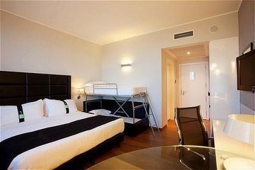Hotel Holiday Inn Genoa City