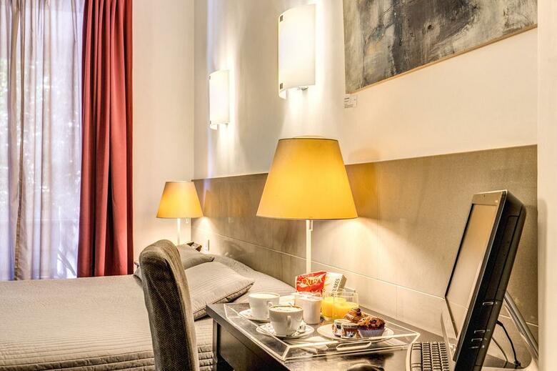 Hostal Residenza A The Boutique Art Hotel