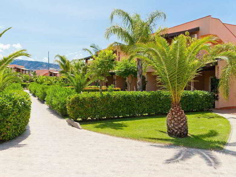 Hotel Tindari Resort & Marina Beach