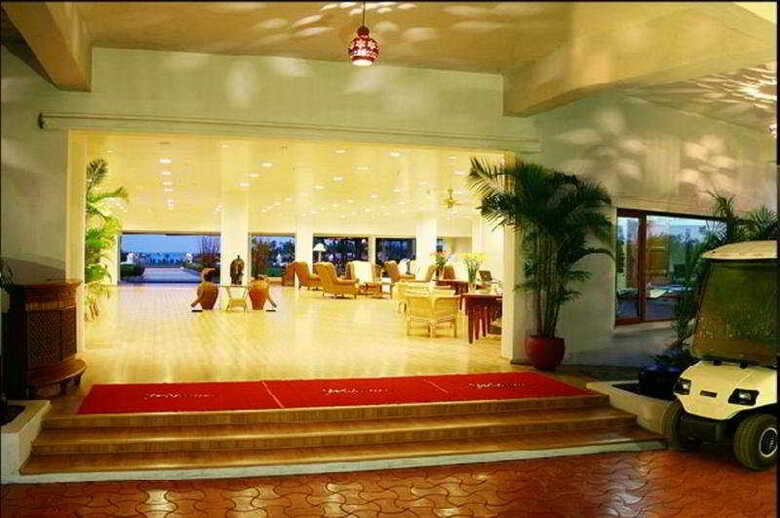 Hotel Chariot Beach Resort
