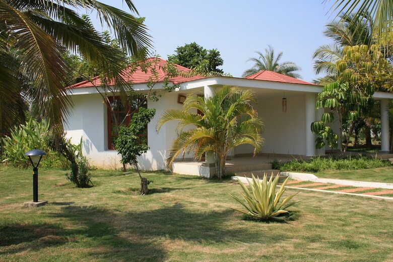 Hotel Chariot Beach Resort