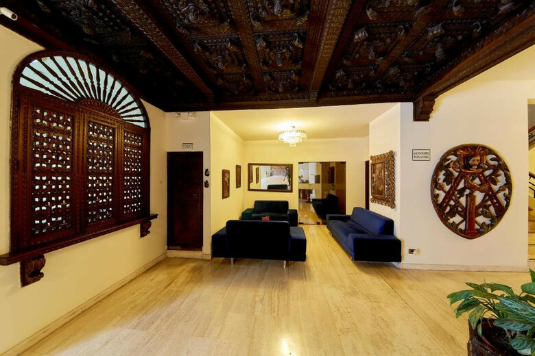 Hotel Carrera