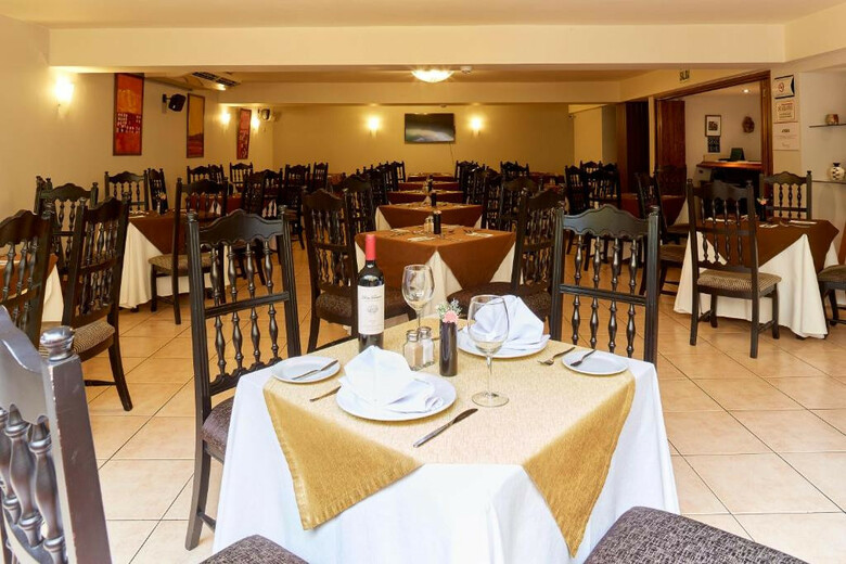 Hotel Carrera