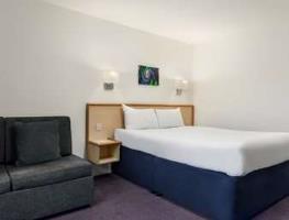 Hotel Days Inn Bridgend Cardiff M4