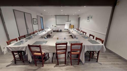 Hotel Campanile Chantilly Sud - Luzarches
