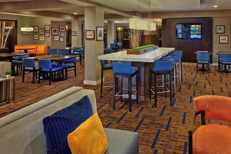 Hotel Courtyard By Marriott Key West Waterfront