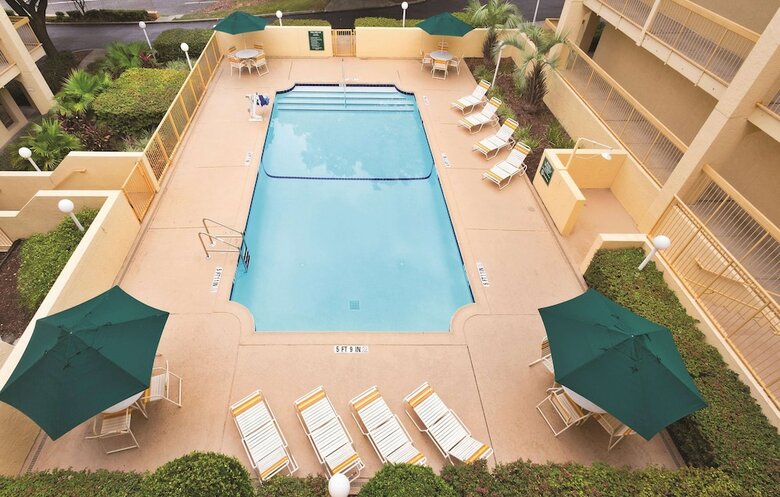 Hotel Days Inn By Wyndham Gainesville University I-75