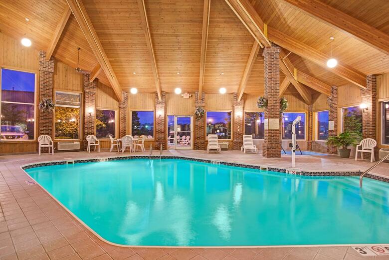 Hotel Baymont Inn And Suites Indianapolis