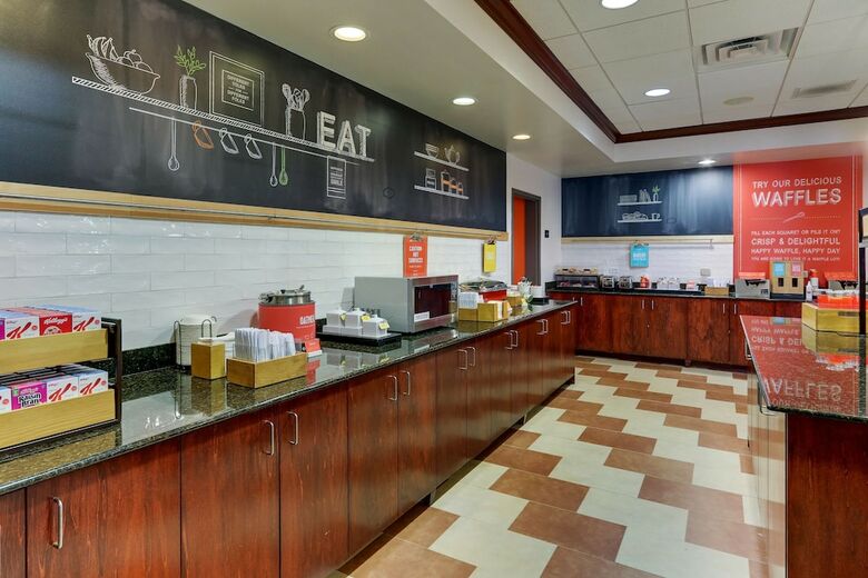 Hotel Hampton Inn & Suites Indianapolis-airport