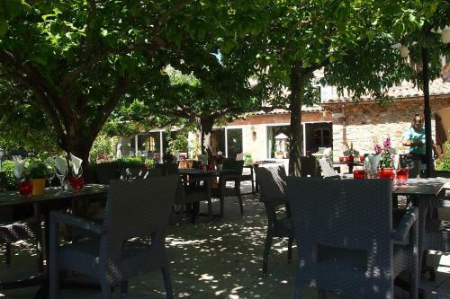 Hotel H�tel Restaurant Le Pradinas