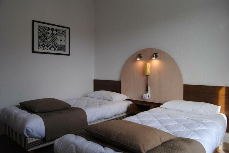 Hotel Notre Dame De La Sarte