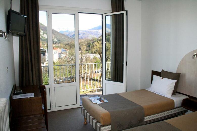 Hotel Notre Dame De La Sarte