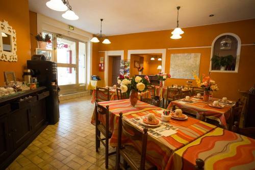 Hotel Logis H�tel Du Terreau