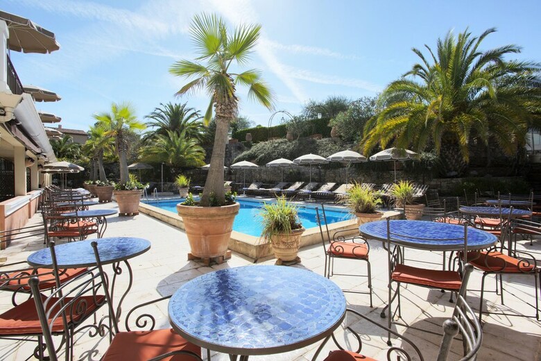 Hotel La Bastide De Valbonne