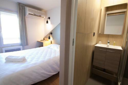 Brit Hotel Essentiel Arverne - Clermont-ferrand Sud