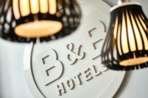 Hotel B&B H�tel Lyon Saint-bonnet Mi-plaine