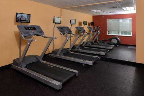 Hotel Towneplace Suites By Marriott Cal Expo