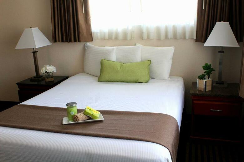 Hotel Marina Inn And Suites