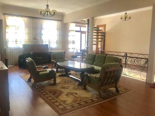 Hostal 15 Kviparosi Guest House